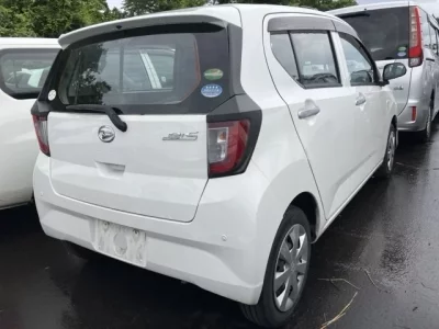 Daihatsu MIRA E S