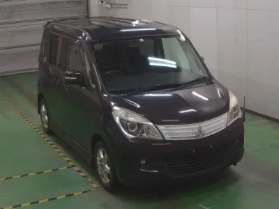 Mitsubishi DELICA D2