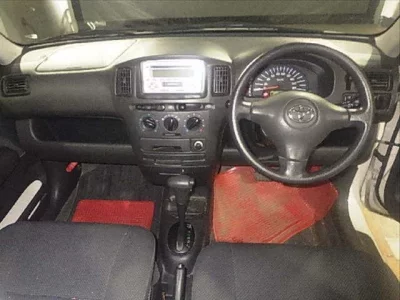 Toyota SUCCEED