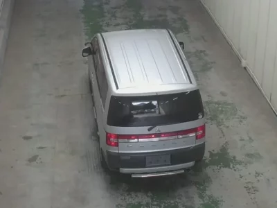 Mitsubishi DELICA D5