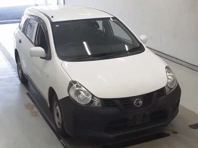 Nissan AD