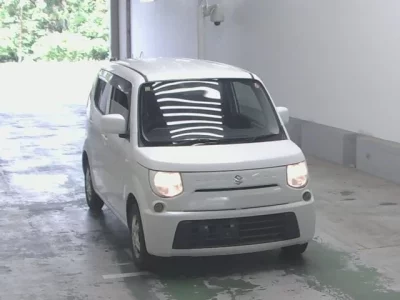 Suzuki MRWAGON