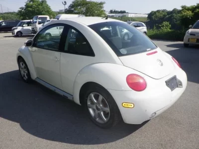 Volkswagen NEW BEETLE