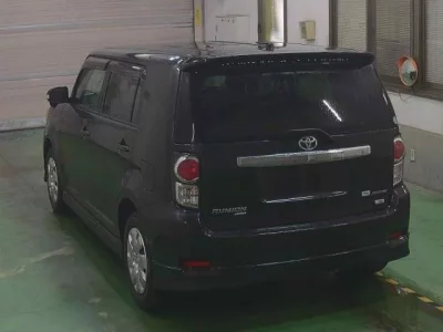 Toyota COROLLA RUMION