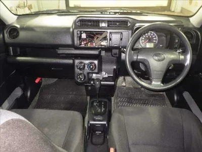 Toyota SUCCEED
