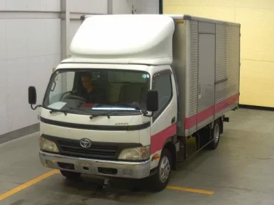 Toyota DYNA