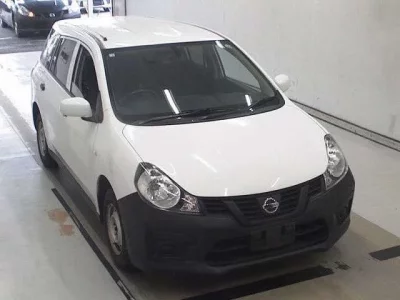 Nissan AD