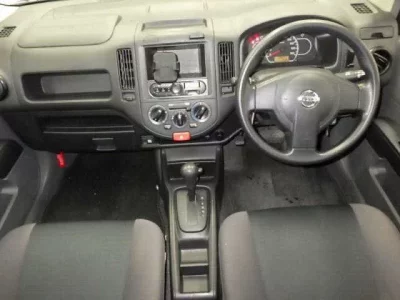 Nissan AD