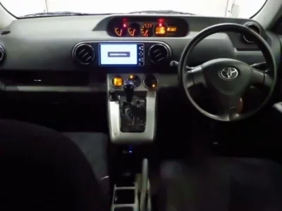 Toyota COROLLA RUMION