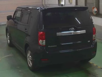 Toyota COROLLA RUMION