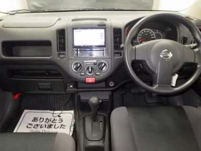 Nissan AD