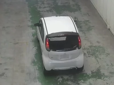Mitsubishi I