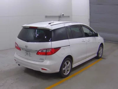 Nissan LAFESTA