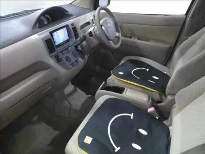 Toyota RAUM