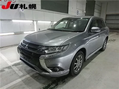 Mitsubishi OUTLANDER PHEV