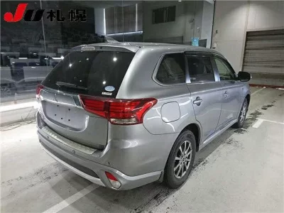 Mitsubishi OUTLANDER PHEV