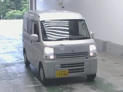 Mitsubishi MINICAB VAN