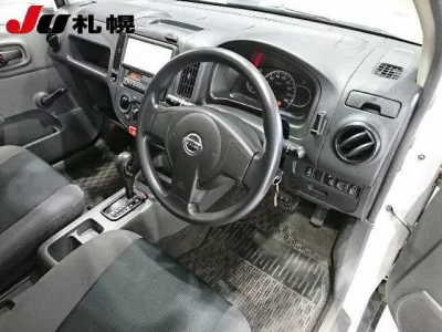 Nissan AD