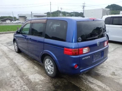 Nissan LAFESTA