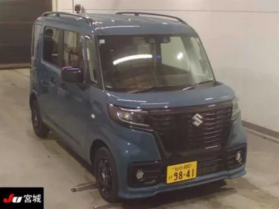 Suzuki SPACIA BASE