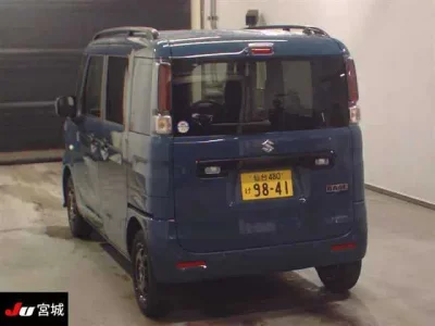 Suzuki SPACIA BASE