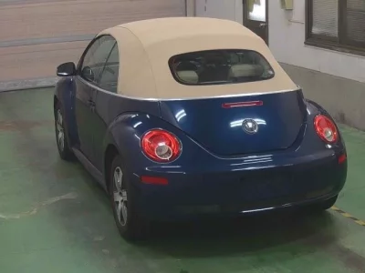 Volkswagen NEW BEETLE