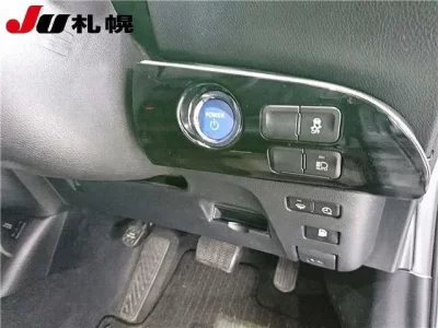 Toyota PRIUS PHV