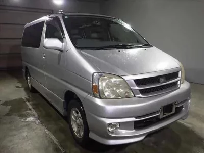 Toyota HIACE REGIUS