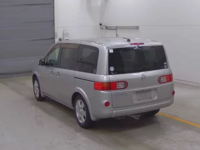 Nissan LAFESTA