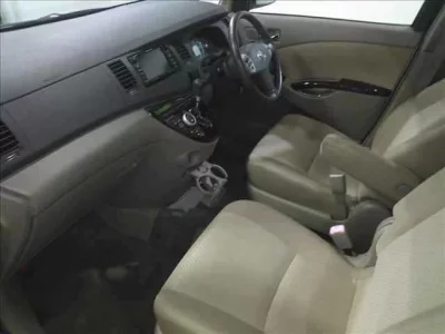 Toyota ISIS