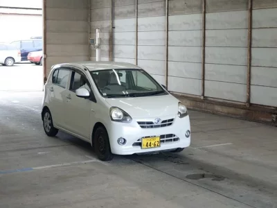 Daihatsu MIRA E S