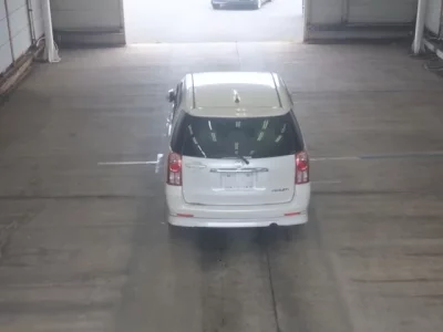 Toyota RAUM