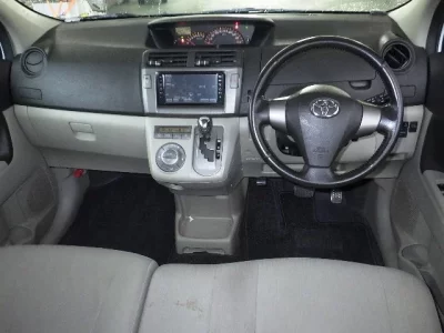 Toyota PASSO SETTE
