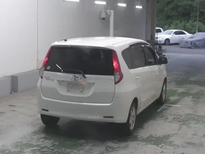 Toyota PASSO SETTE