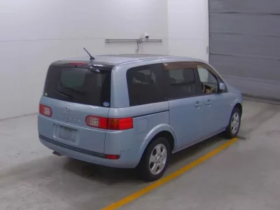 Nissan LAFESTA