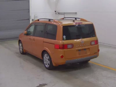 Nissan LAFESTA