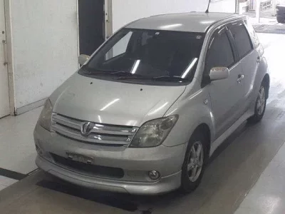 Toyota IST