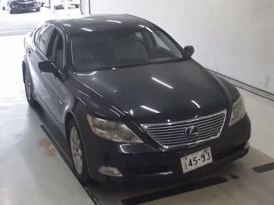 Lexus LS