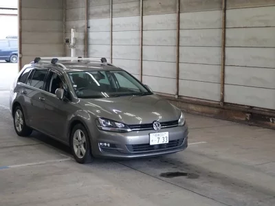 Volkswagen GOLF VARIANT