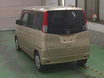 Nissan ROOX