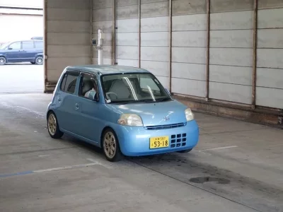 Daihatsu Esse