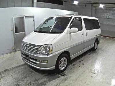 Toyota HIACE REGIUS
