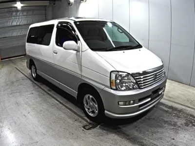 Toyota HIACE REGIUS