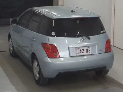Toyota IST