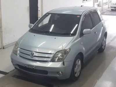 Toyota IST