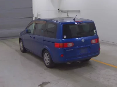 Nissan LAFESTA