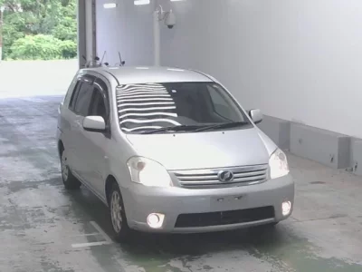 Toyota RAUM