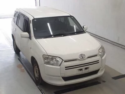 Toyota SUCCEED