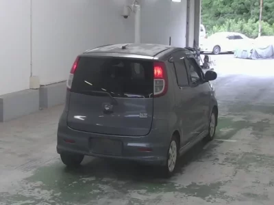 Suzuki MRWAGON