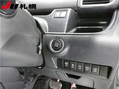 Mitsubishi DELICA D2